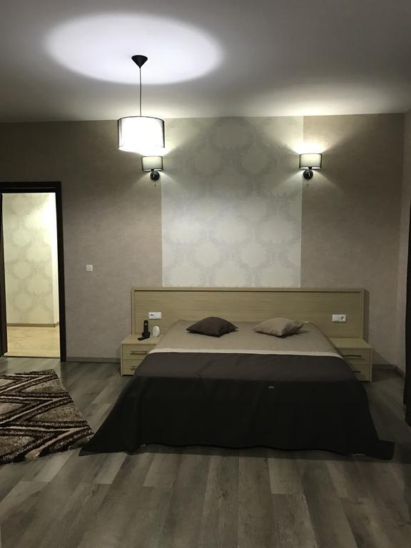 Pensiunea Luminita Târgu Jiu Esterno foto